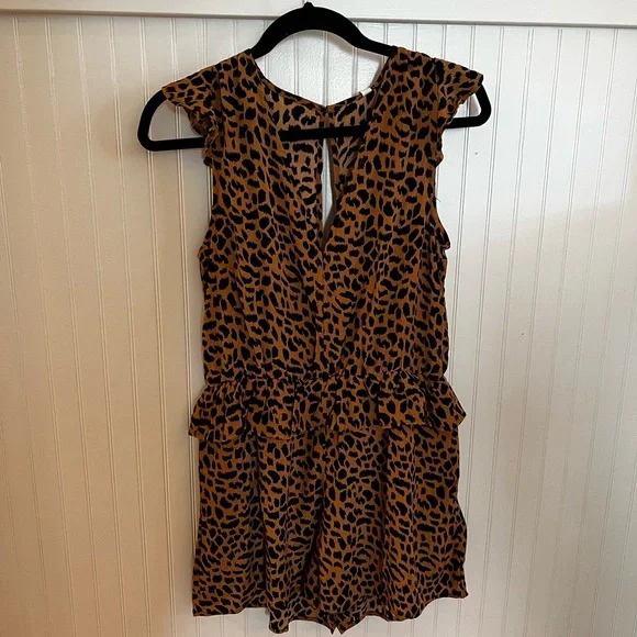 Leopard Print Romper NWT Size Small - Picture 1 of 10